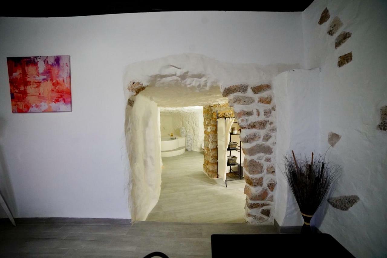 Casa Rural Las Colmenas Alcala del Jucar Bagian luar foto